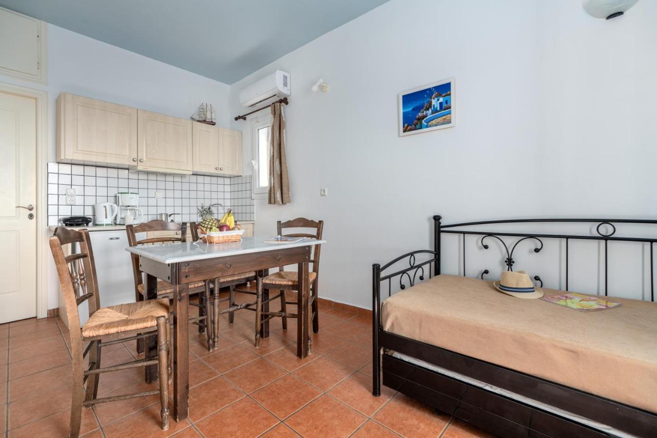 Reggina'S Apartments Finikas (Syros) Exterior foto